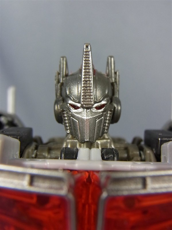 Transformers Prime Arms Micron Nemesis Prime In Hand Image  (8 of 26)